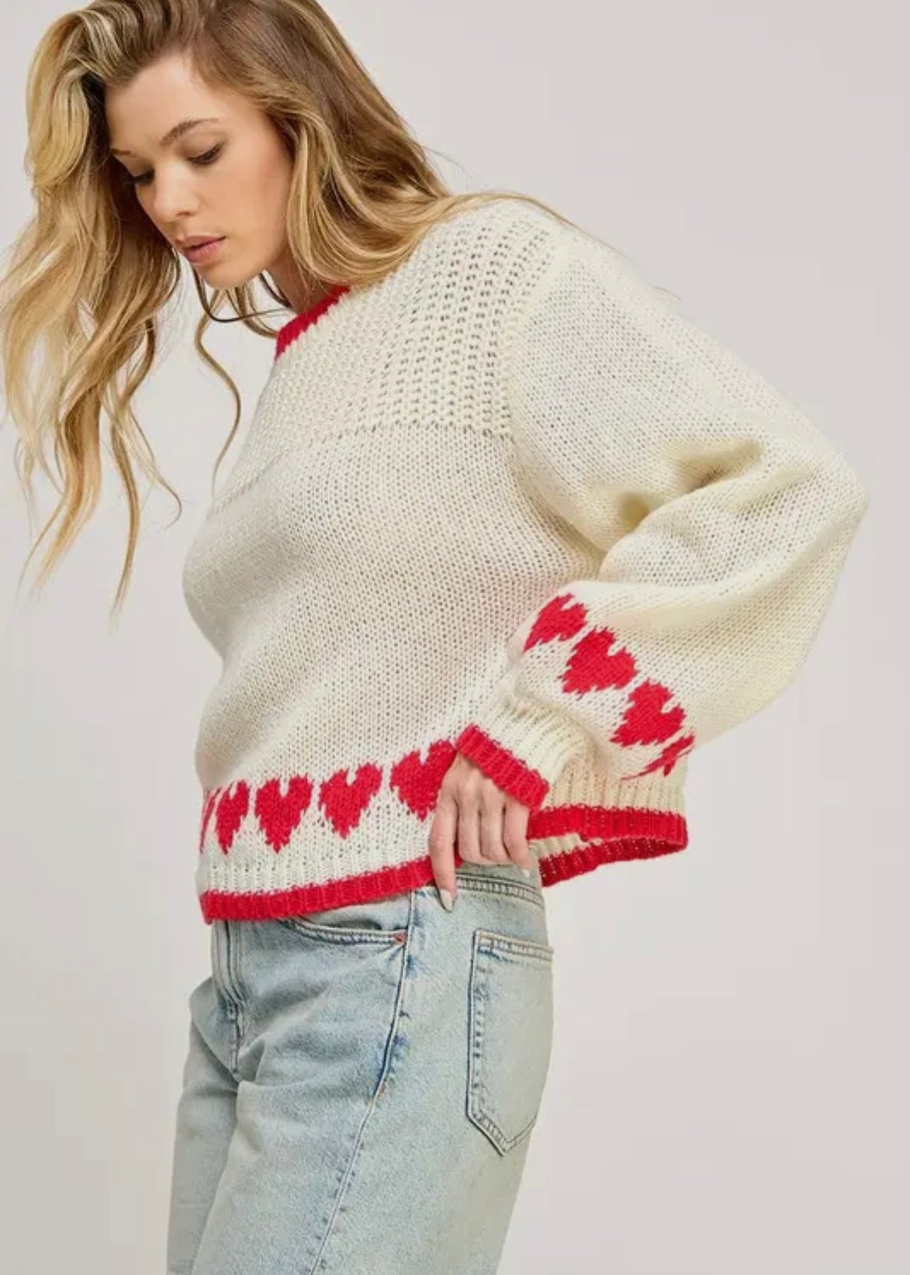 SWEETHEART KNIT SWEATER